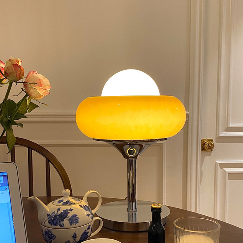 Lampade da comodino Egg Luci da comodino moderne a 1 luce con paralume in vetro per camera da letto