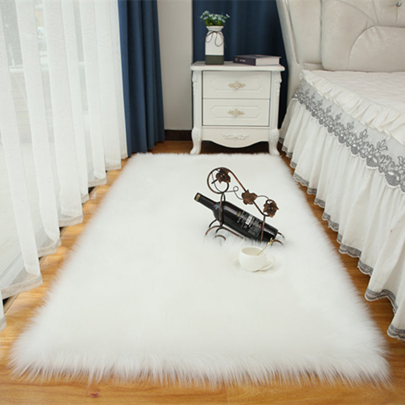 Minimalist Solid Color Rug Modern Area Rug Polyester Stain Resistant Shag Rug for Bedside