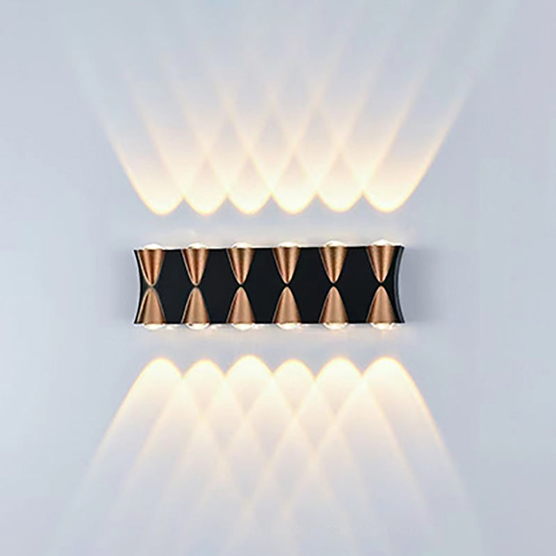 Lumière murale à LED géométrique en acrylique dans une application murale en aluminium de style créatif moderne pour les espaces extérieurs