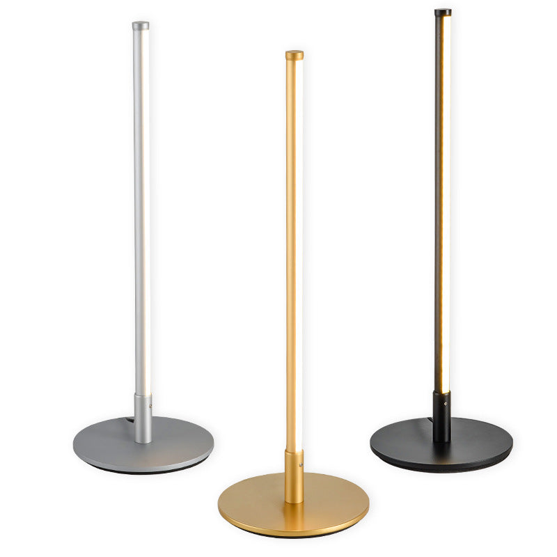 Lampe de table LED simplicité moderne les lampes de table linéaire avec une teinte acrylique
