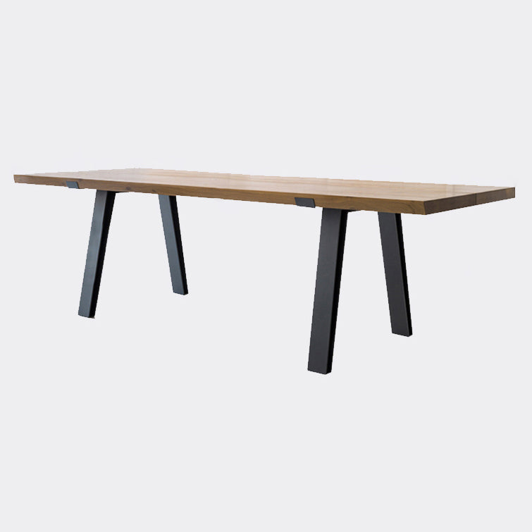 Traditional Luxury Rectangle Dining Room Table Pine Solid Wood Table with 4 Black Legs