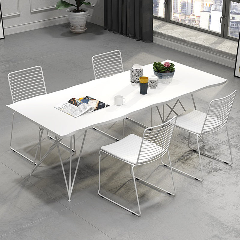 Traditionele luxe rechthoek eetkamer tafel dennen vaste houten tafel met 4 poten