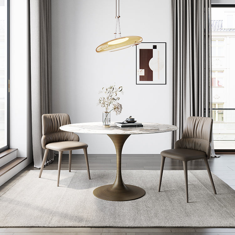 Traditionele luxe tulpenbasismeubels rond steen eettafel voor thuis