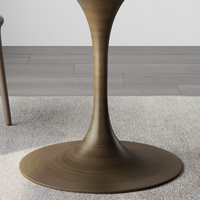 Traditionele luxe tulpenbasismeubels rond steen eettafel voor thuis
