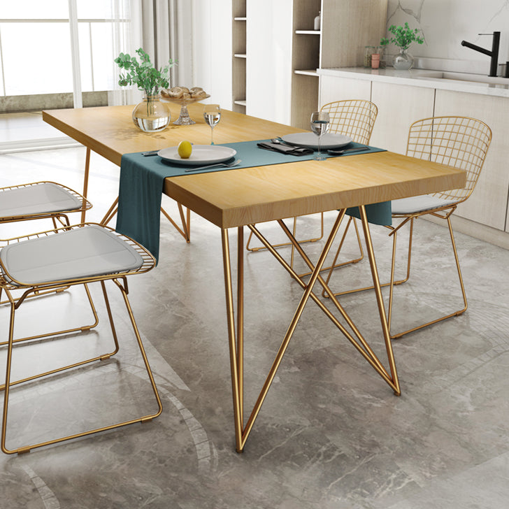 Traditional Luxury Rectangle Dining Room Table Pine Solid Wood Table with 4 Metal Legs