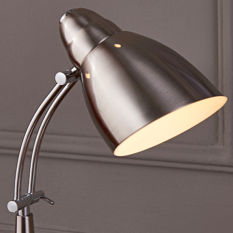 Lampade da comodino moderne a forma di cono Lampade da comodino in metallo a 1 luce in argento