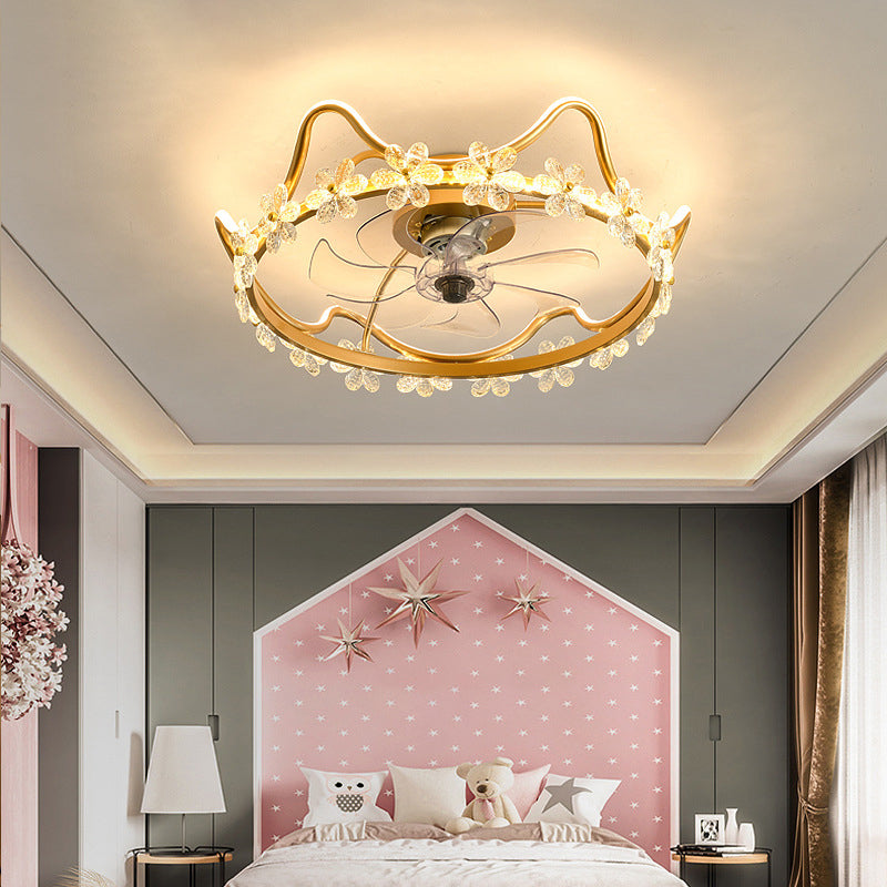 Crim Crown LED ventilateur léger des enfants Style Semi Flush Mount luminaire pour chambre à coucher