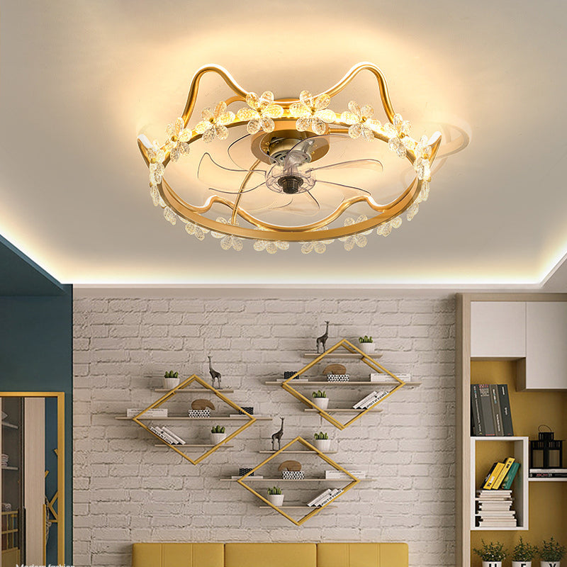 Crim Crown LED ventilateur léger des enfants Style Semi Flush Mount luminaire pour chambre à coucher
