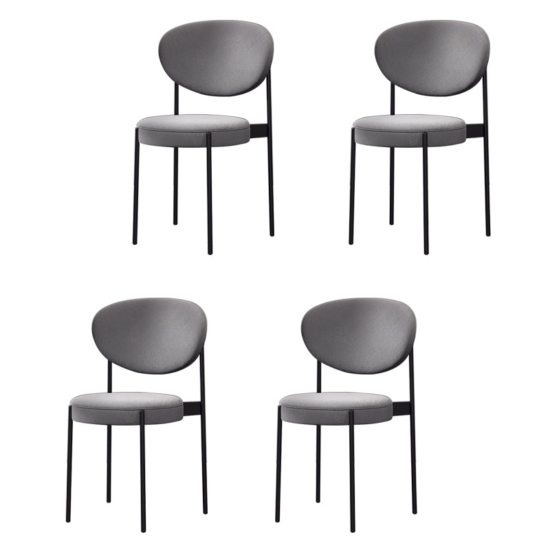 Chaise d'appoint scandinave pour la maison, chaise de salle à manger rembourrée en métal à dossier ouvert