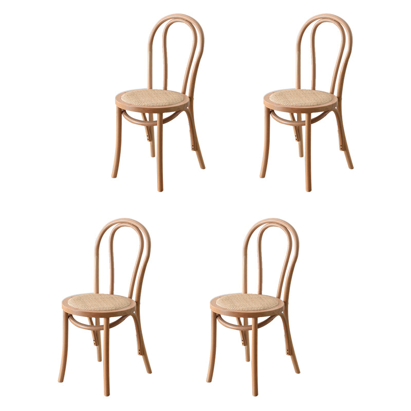 La madera de haya del estilo moderno preside el sistema de comedor de la cocina del lado trasero de Windsor