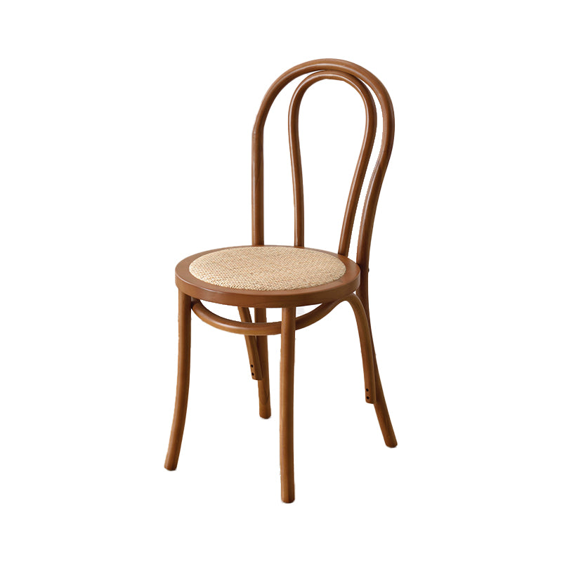 La madera de haya del estilo moderno preside el sistema de comedor de la cocina del lado trasero de Windsor