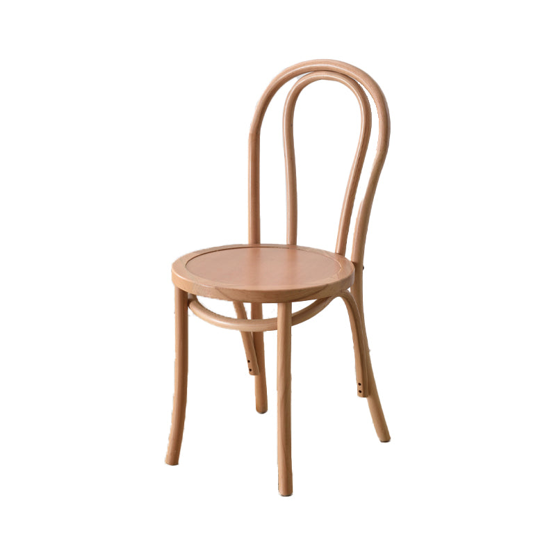 Le bois de hêtre de style moderne préside la cuisine arrière de Windsor dinant l'ensemble de chaise