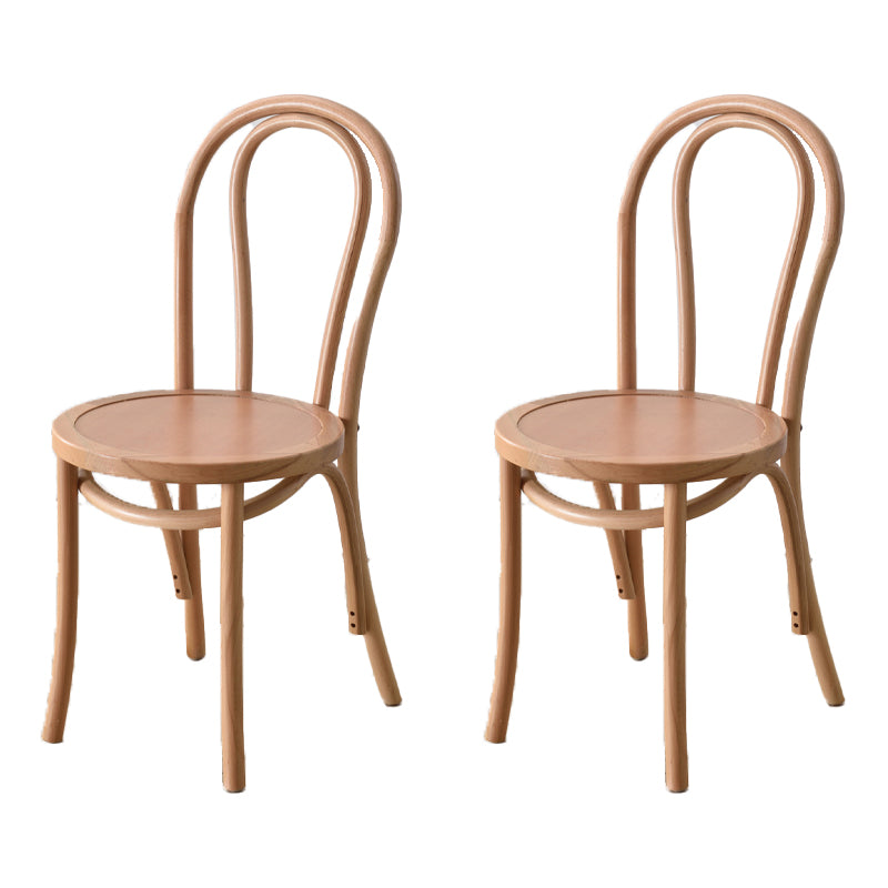 La madera de haya del estilo moderno preside el sistema de comedor de la cocina del lado trasero de Windsor