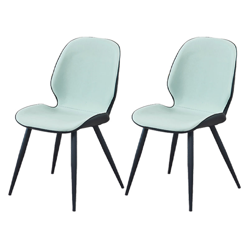 Chaises de salle à manger en cuir contemporaines, chaise sans accoudoirs à oreilles avec pieds en métal pour restaurant