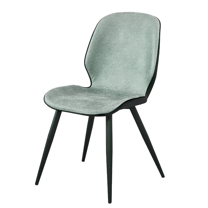 Chaises de salle à manger en cuir contemporaines, chaise sans accoudoirs à oreilles avec pieds en métal pour restaurant