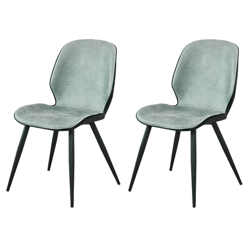 Chaises de salle à manger en cuir contemporaines, chaise sans accoudoirs à oreilles avec pieds en métal pour restaurant