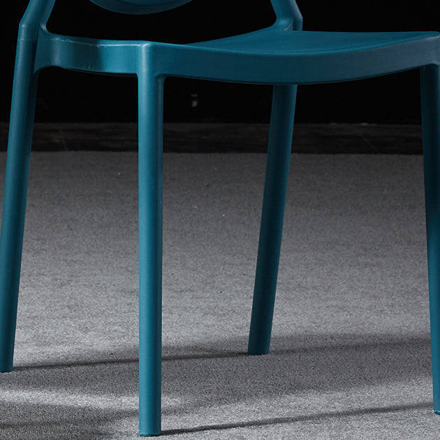 Chaise de salle à manger en plastique de style moderne, chaises latérales empilables à dossier ouvert pour la cuisine