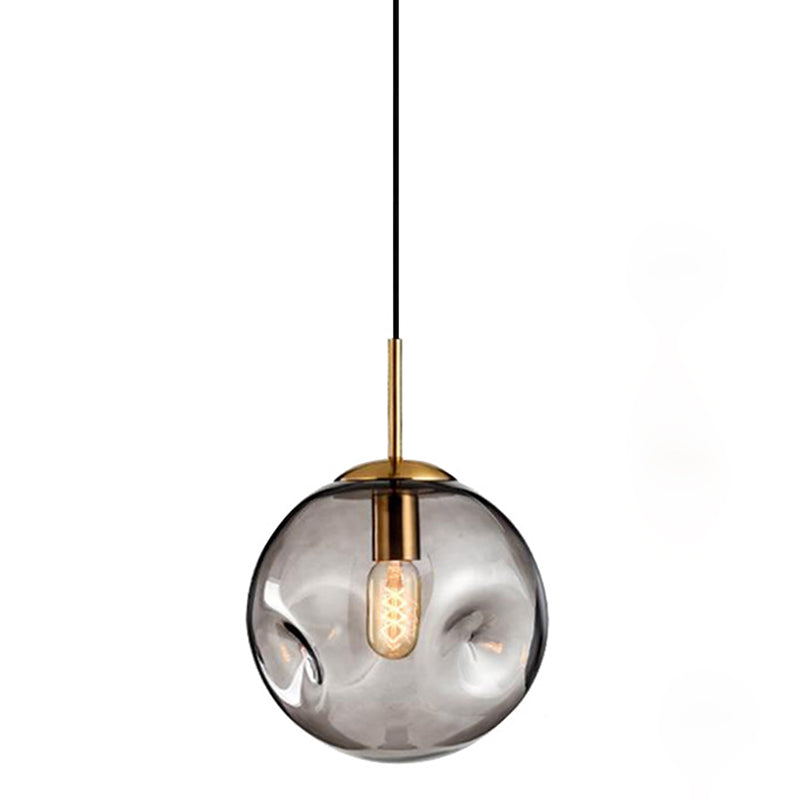 Globe Glass Hanging Lampe im modernen künstlerischen Stil Elektroplatte Metallheizlicht für Esszimmer