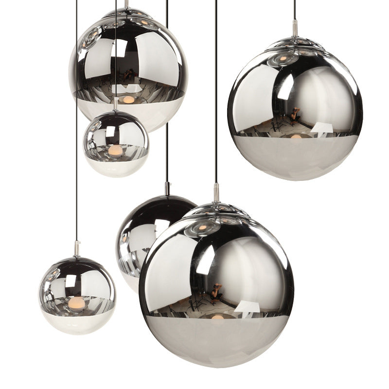 Moderner Glasglasanhänger Light Globe Platting Spiegelte hängende Licht in Silber für Nachtbalken
