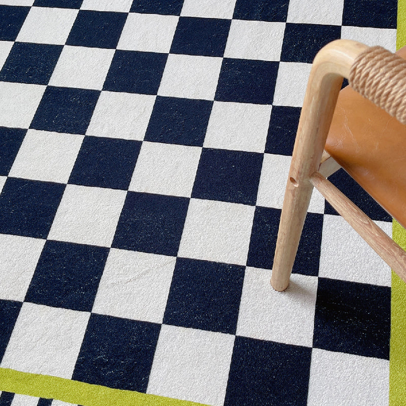 Modern Plaid Print Area Carpet Black Polyester Area Rug Non-Slip Backing Rug for Home Decor