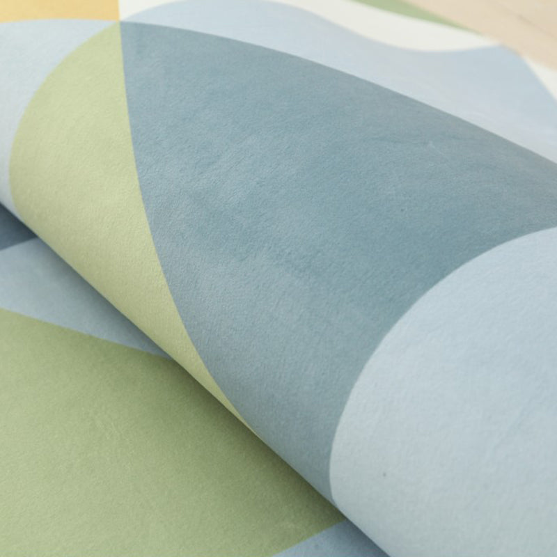 White Modern Area Rug Geometric Print Polyester Area Carpet Non-Slip Backing Rug for Home Decor