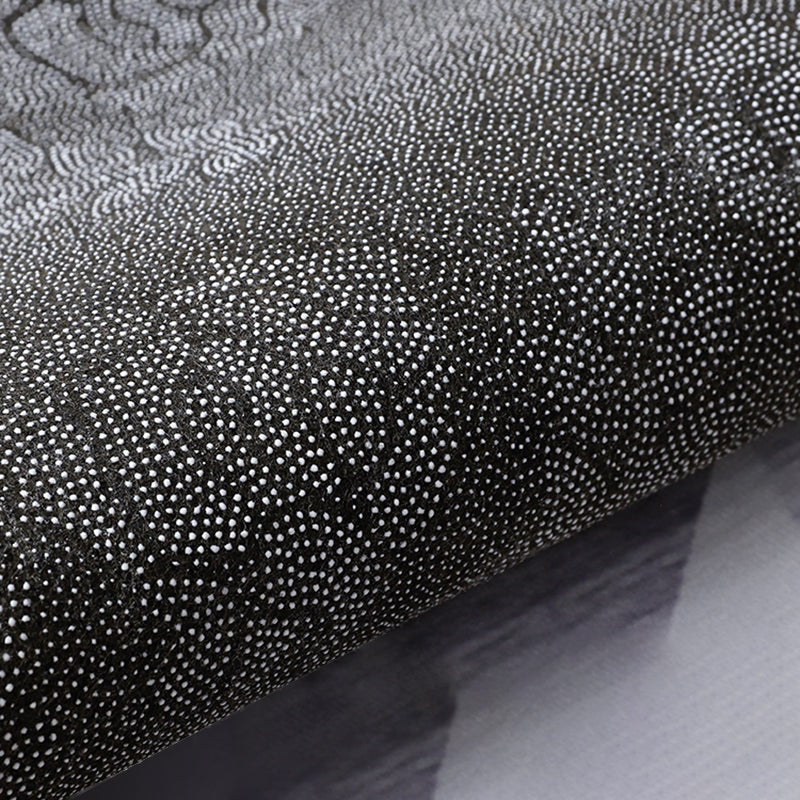 Simplicity Triangle Pattern Rug Polyester Indoor Carpet Stain Resistant Area Rug for Living Room