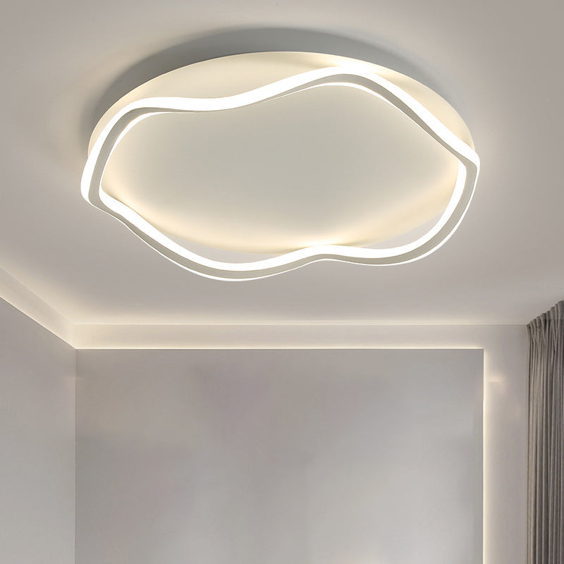 Modern Fashionable LED Linear Flush Mount Aluminium Indoor Ceiling Light with Silicone Shade