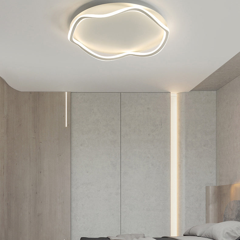 Modern Fashionable LED Linear Flush Mount Aluminium Indoor Ceiling Light with Silicone Shade