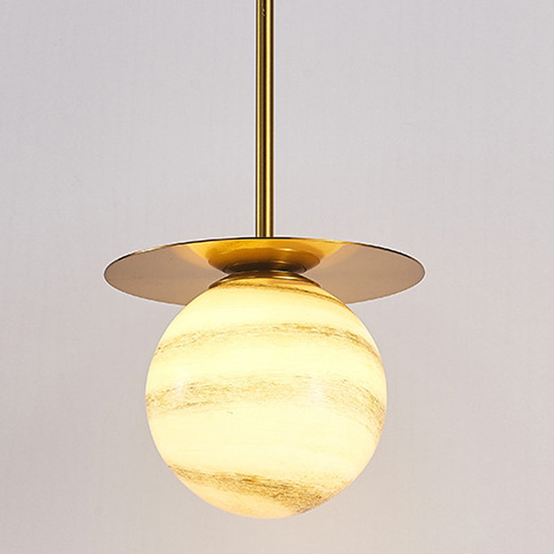 Moderne kreative Einkerlampen -Elektroplate Eisen Globe Anhänger Licht mit Glasschatten