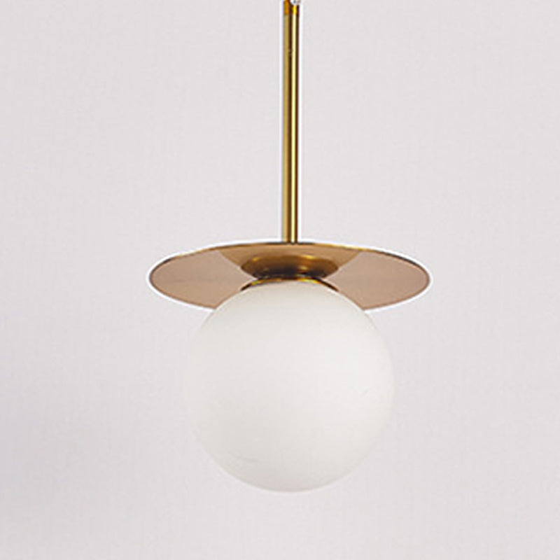 Moderne kreative Einkerlampen -Elektroplate Eisen Globe Anhänger Licht mit Glasschatten