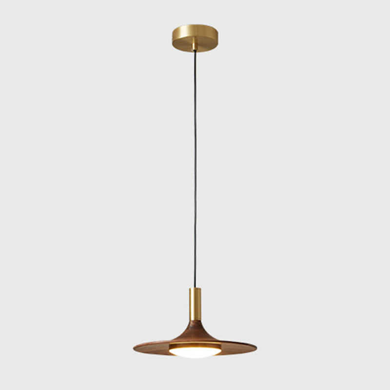 Le lampadario a sospensione a sospensione contemporanea con tonalità piatto in legno.