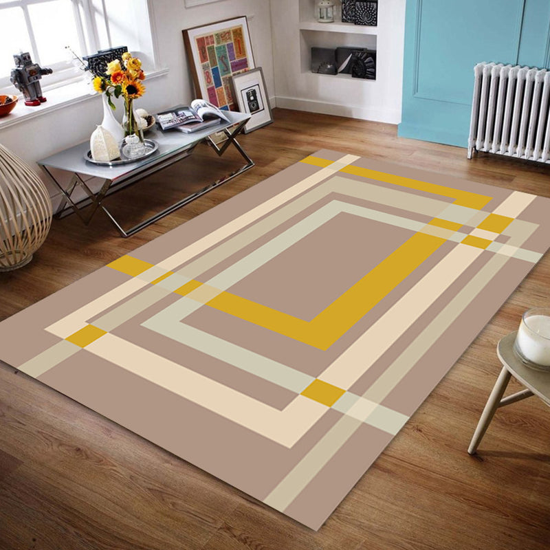 Stylish Area Rug Classic Geometric Print Polyester Rug Stain Resistant Indoor Rug for Home Decor
