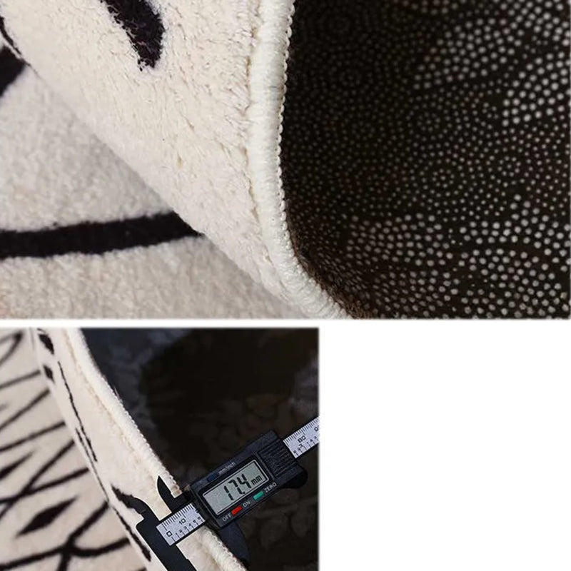 White Modern Rug Polyester Line Rug Stain Resistant Rug for Home Decor