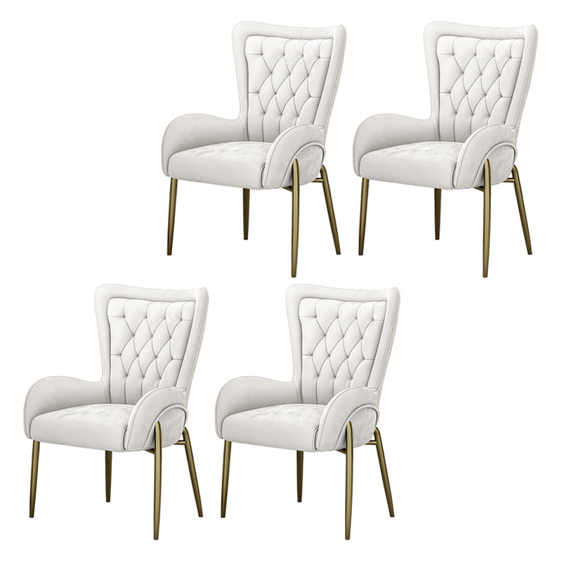 Noordse stijl metalen eetkamerstoelen Tufted Parsons armstoel voor restaurant