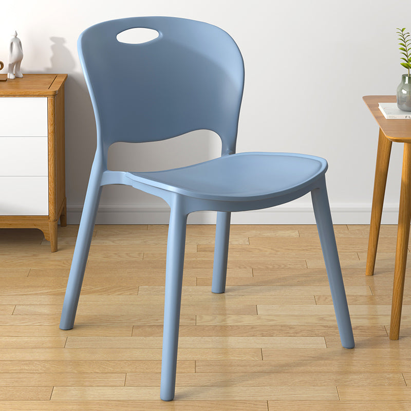 El comedor plástico contemporáneo preside la parte posterior abierta sin brazos que cena la silla lateral para el uso en el hogar