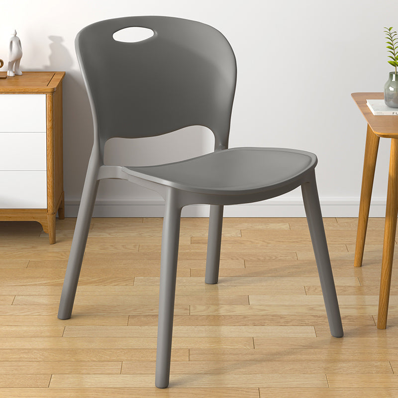 El comedor plástico contemporáneo preside la parte posterior abierta sin brazos que cena la silla lateral para el uso en el hogar