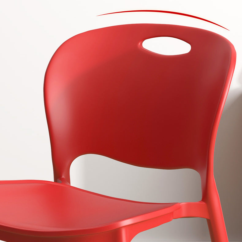 El comedor plástico contemporáneo preside la parte posterior abierta sin brazos que cena la silla lateral para el uso en el hogar