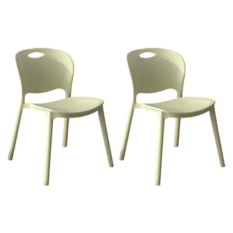 El comedor plástico contemporáneo preside la parte posterior abierta sin brazos que cena la silla lateral para el uso en el hogar