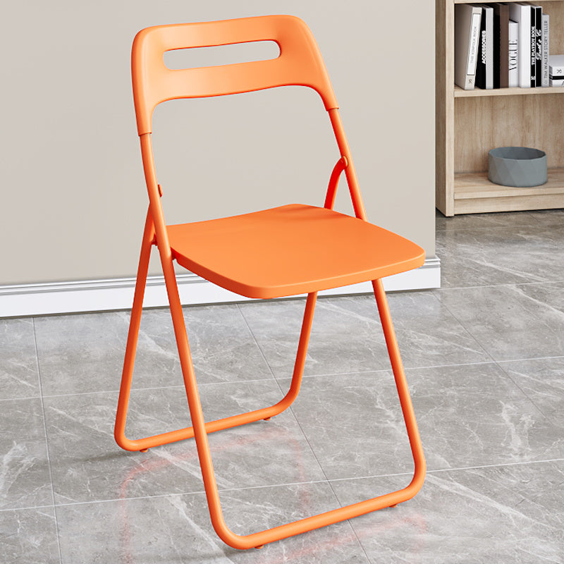 Chaise d'intérieur et d'extérieur moderne en métal, chaise d'appoint pliante à dossier ouvert pour la maison