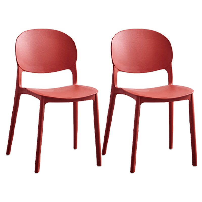 Chaise latéral de salle à manger en plastique mat