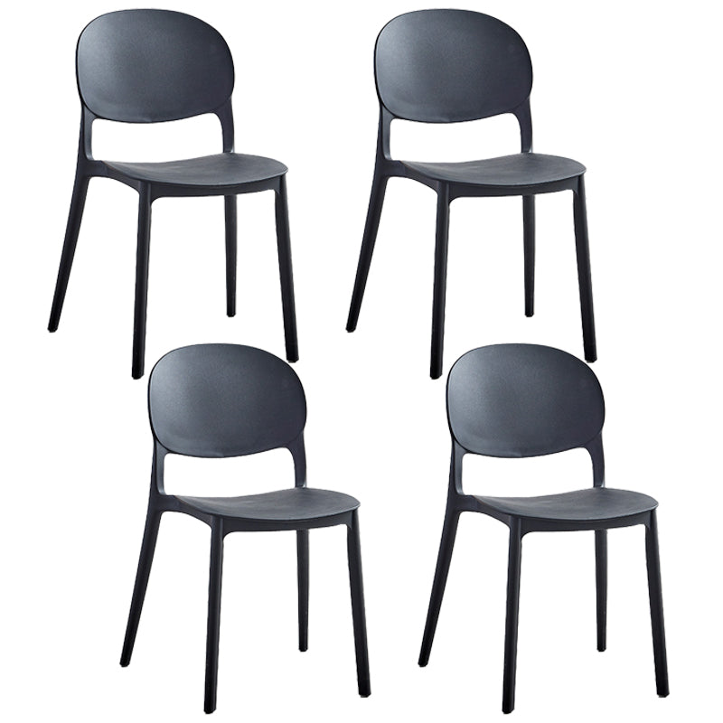 Chaise latéral de salle à manger en plastique mat
