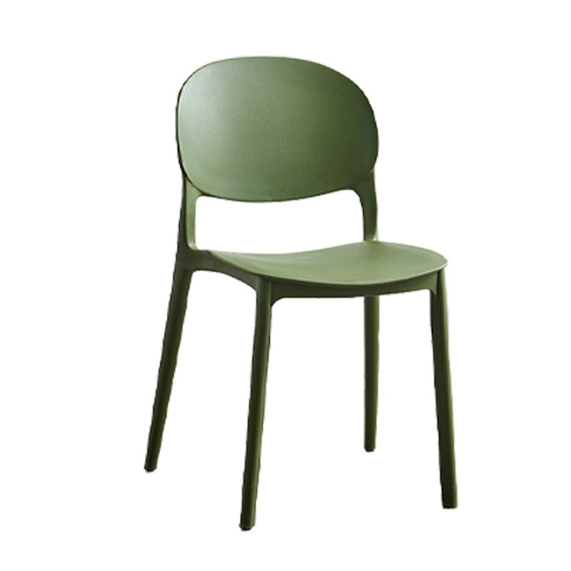 Chaise latéral de salle à manger en plastique mat