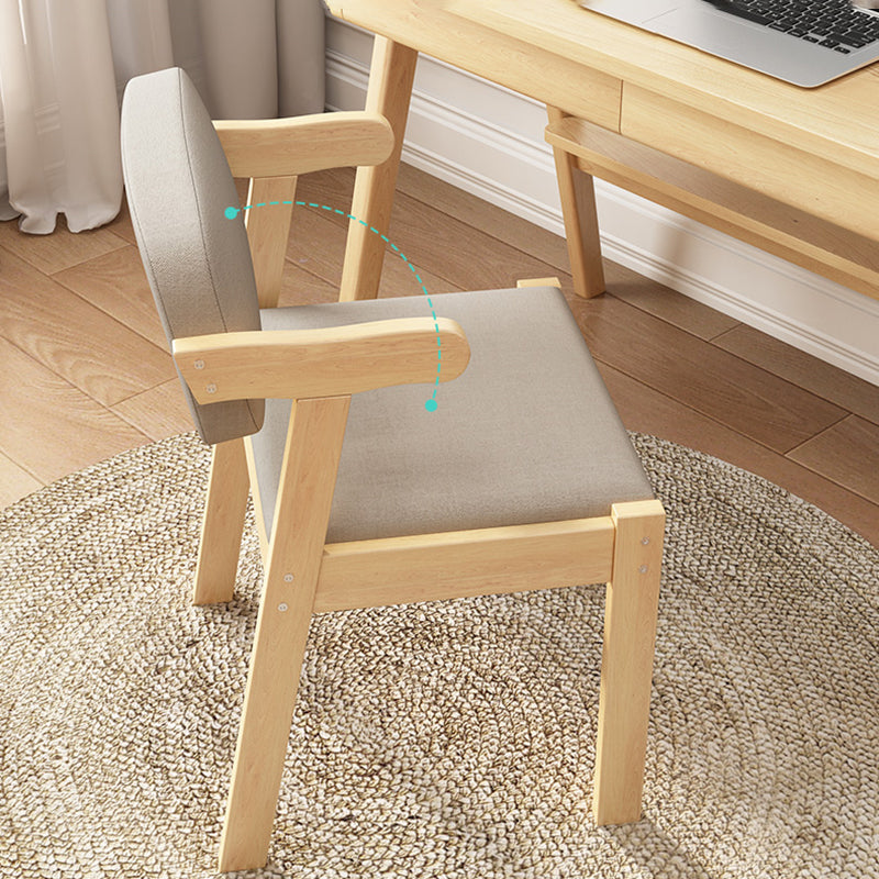 Chaise de salle à manger rembourrée au fini mat, fauteuil à dossier ouvert en hêtre scandinave
