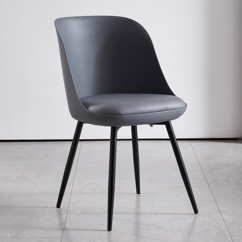 Chaise latérale de restaurant contemporaine en cuir, dossier solide, finition mate, chaise de salle à manger