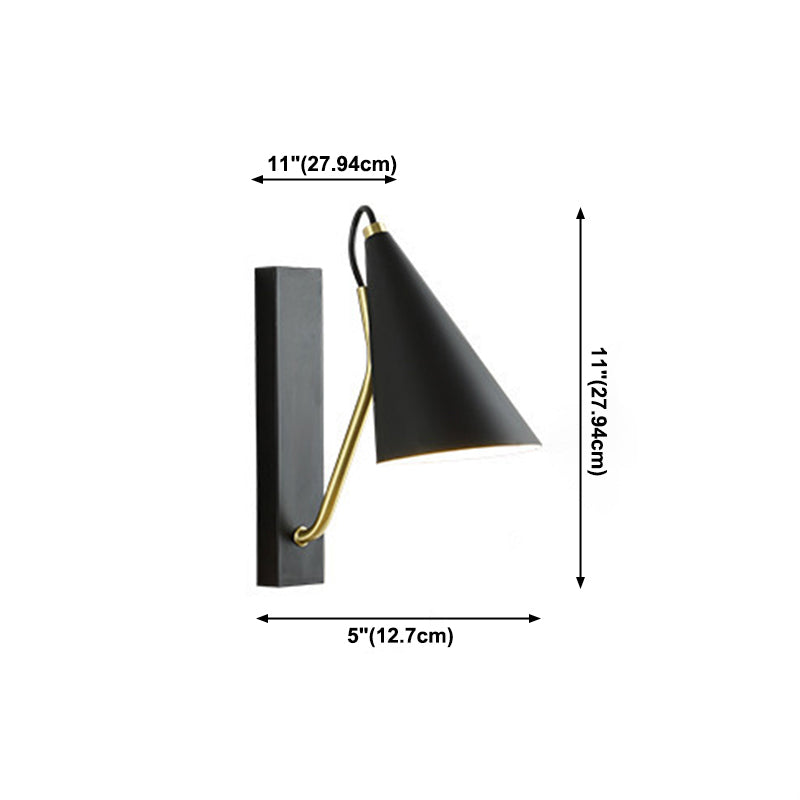 Moderna lampada a parete conica a parete singola creativa a parete singola per camera da letto