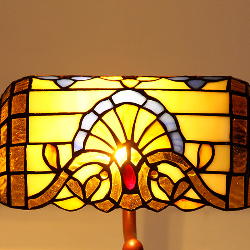 Lampada da scrivania in vetro a testa Tiffany Style Task Lighting per soggiorno camera da letto