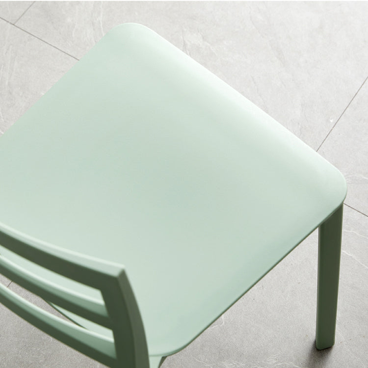 Esszimmerstühle im minimalistischen Stil mit Leiterlehne, armlose Esszimmerstühle aus Kunststoff für zu Hause