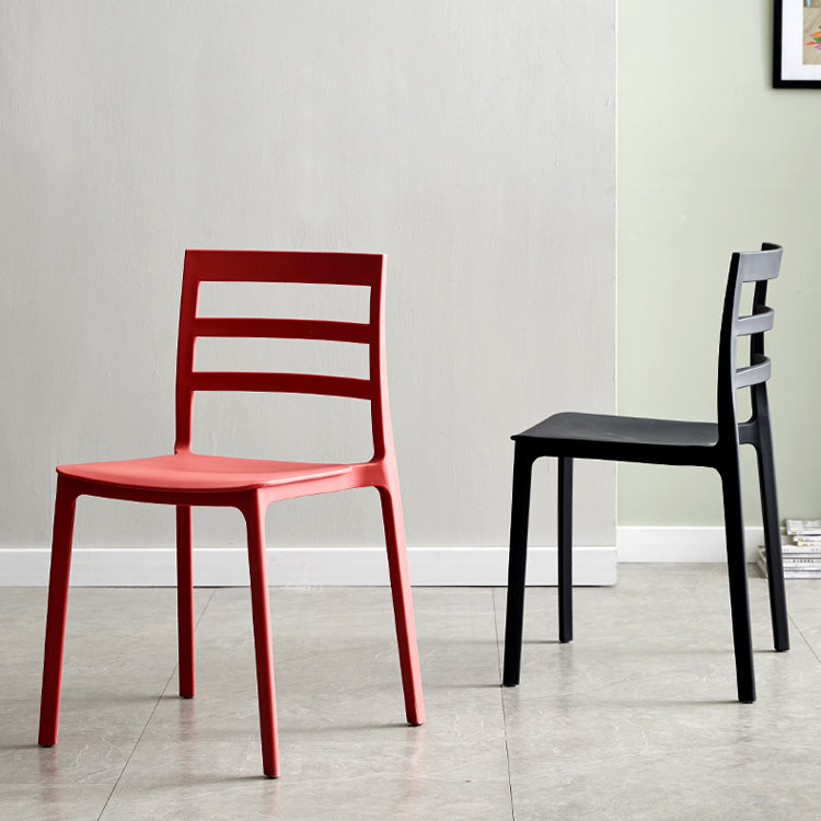 Esszimmerstühle im minimalistischen Stil mit Leiterlehne, armlose Esszimmerstühle aus Kunststoff für zu Hause