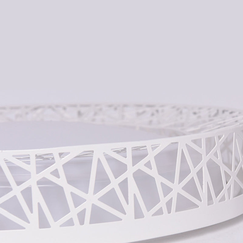 1-Light Round Flush Ceiling Light Fixture Modern Style Metal Led Flush Mount in White