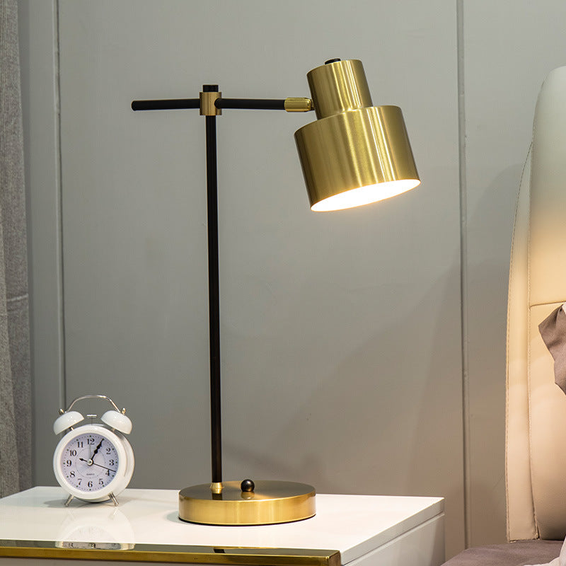 Zylindertischlampe Mitte des Jahrhunderts Tischlampe Metall 1 Leichte Nachttischlampe in Gold